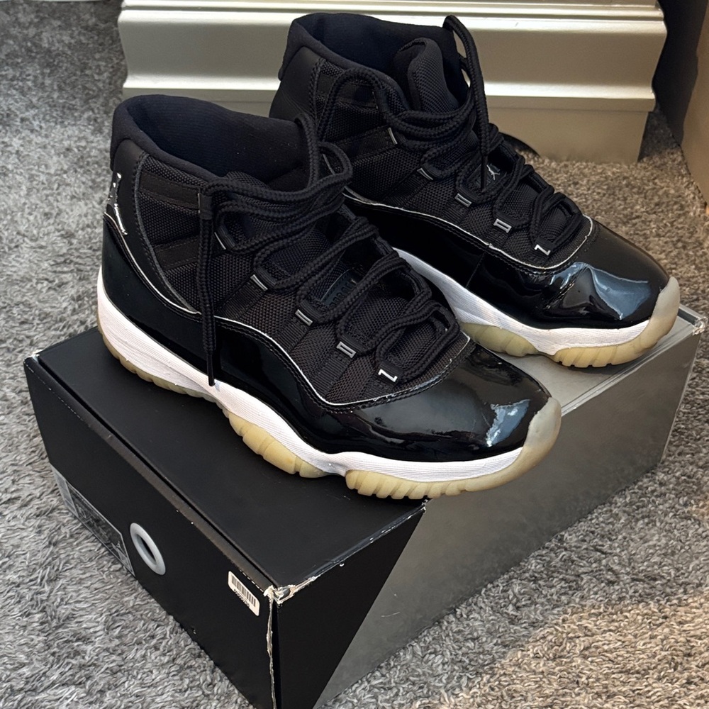 Air Jordan 11 Retro Black and White Women's Sneakers 25th anniversary edition